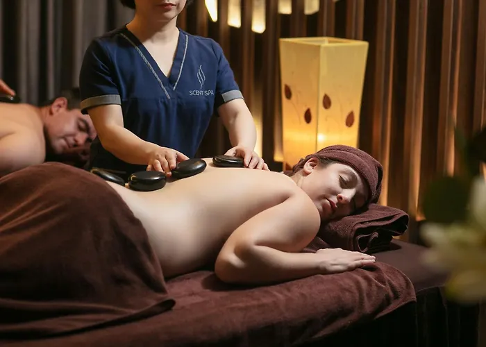 Salute Premium Hotel & Spa Hanói